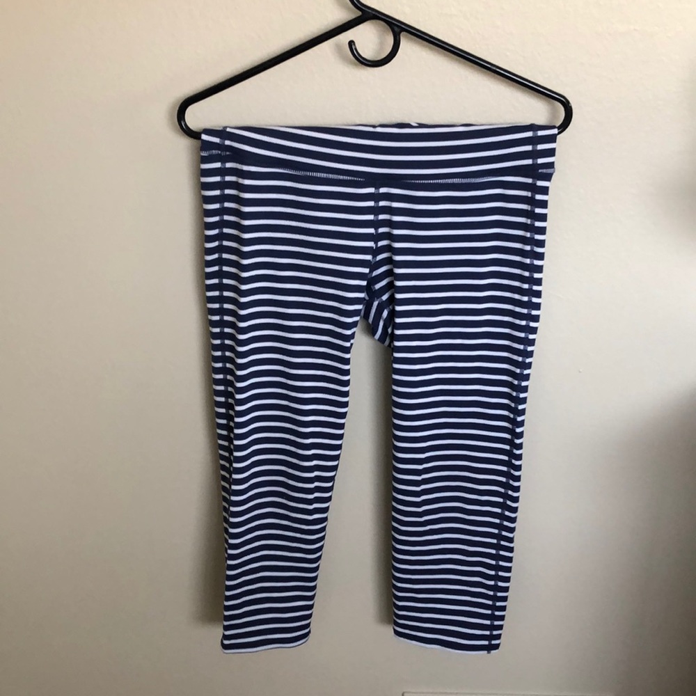 Cropped Athleta blue and white striped leggings